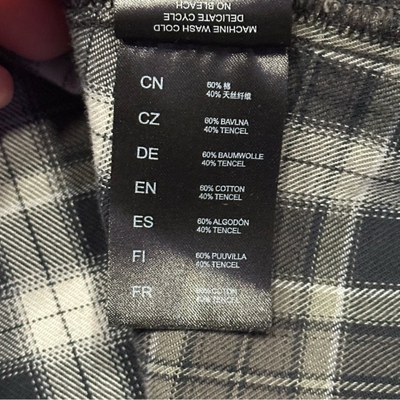 Kuhl Dillingr Button Down Shirt in Gray/Black Plaid Size Large - Picture 6 of 11